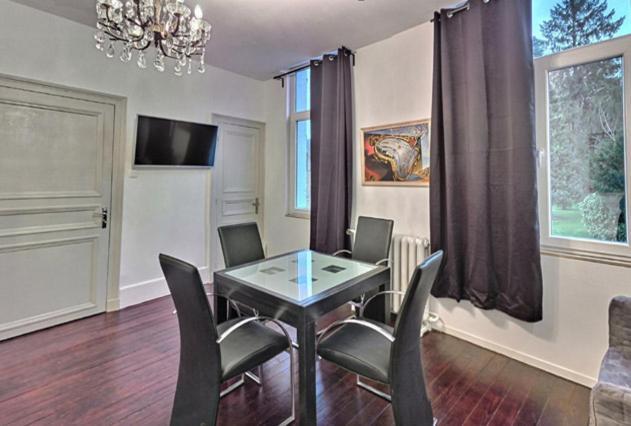 Les Appartements Fenelon Le Cateau-Cambresis Exterior photo